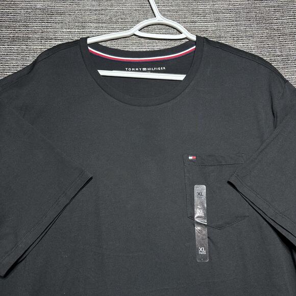 Tommy Hilfiger Shirt Men's XL Black Short Sleeve Pocket Crewneck - Picture 1 of 11